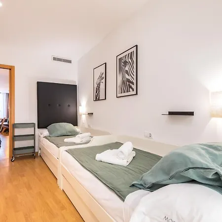Moontels Paseo De Ruzafa Valensiya